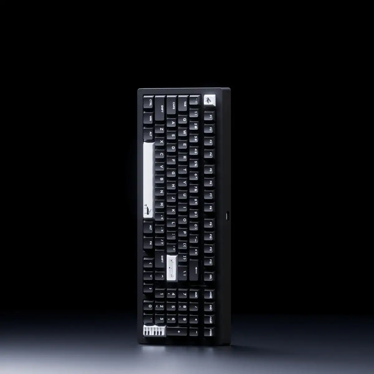 Bàn phím cơ MonsGeek M2 V5 VIA Black Piano Themed – hình 2
