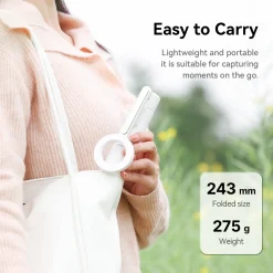 Gậy selfie Ulanzi MG-003 gấp gọn dài 243 mm, nặng khoảng 275 g, cầm vừa tay